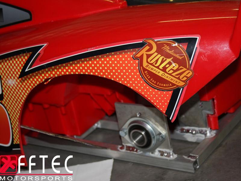 Auto de juguete modificado por FFTEC Motorsports