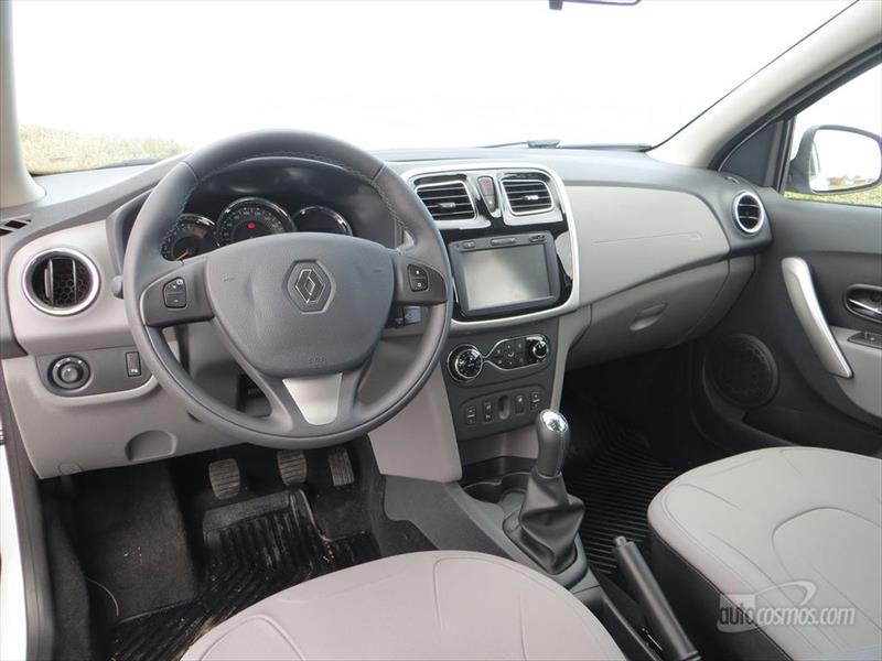 Nuevo Renault Logan a prueba