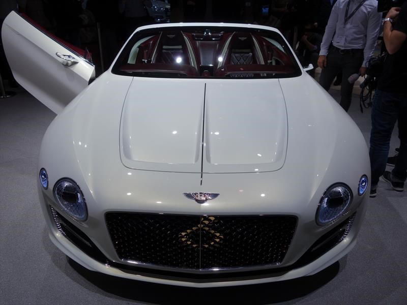 Bentley EXP12 Speed 6e Concept