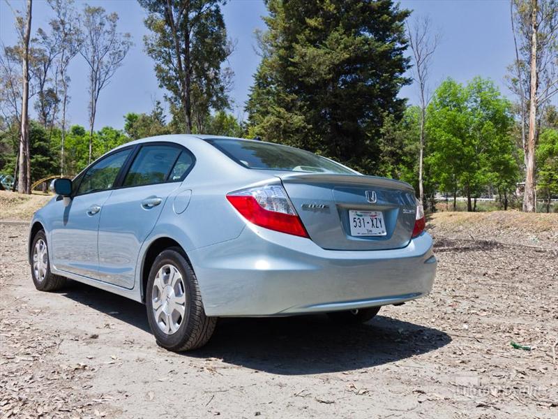 Honda Civic Hybrid 2012 a prueba