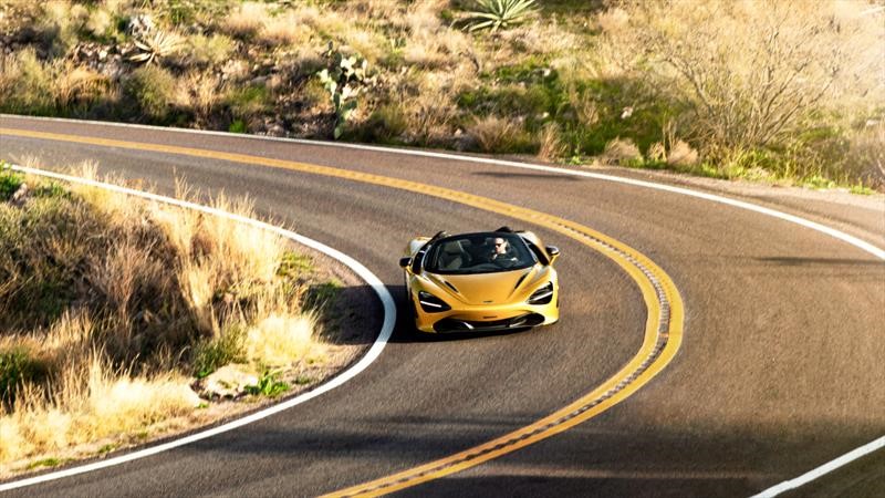 McLaren 720S Spider - test drive
