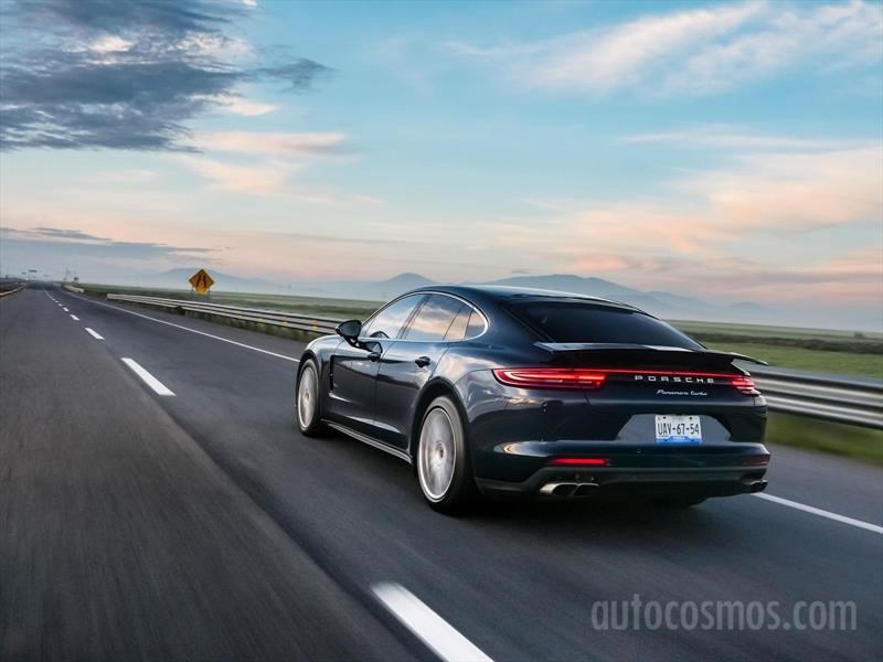 Porsche Panamera Turbo 2017