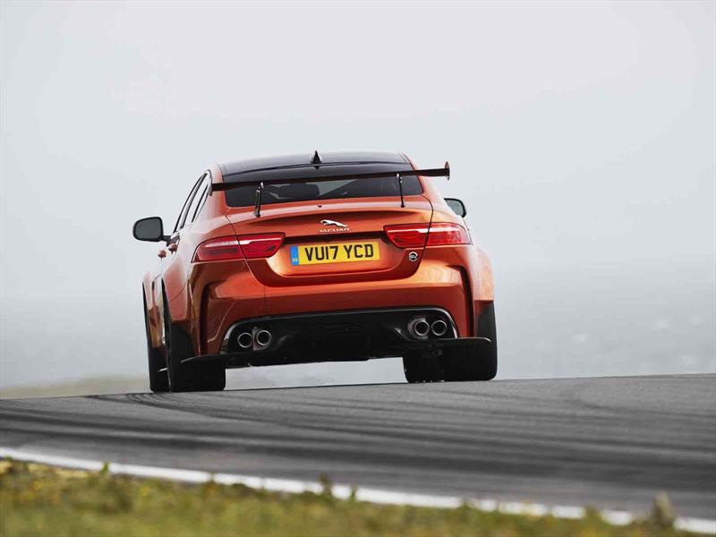 Jaguar XE SV Project 8