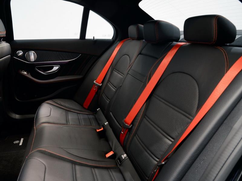 Mercedes-Benz C450 AMG por Brabus