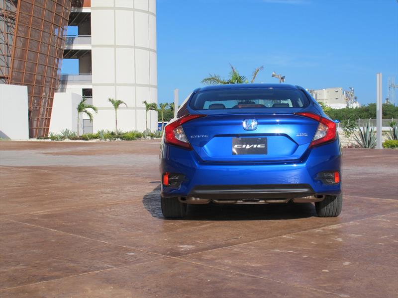 Honda Civic Sedán 2016