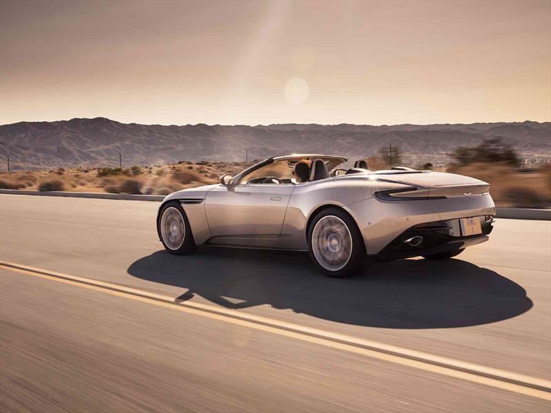Aston Martin DB11 Volante