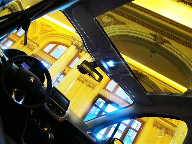 Manejamos el nuevo Peugeot 208