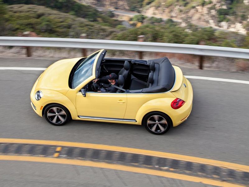 Top 10: Volkswagen Beetle Cabrio 2013