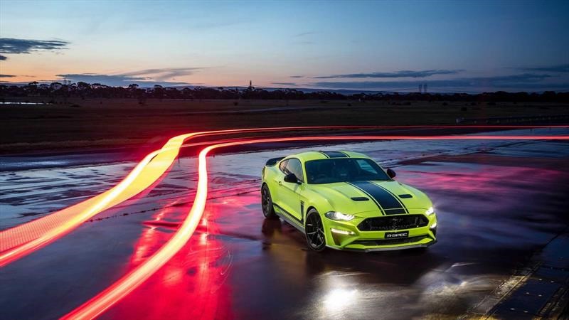Ford Mustang R-Spec
