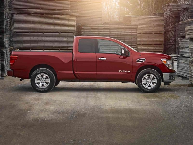 Nissan Titan XD King Cab 2017