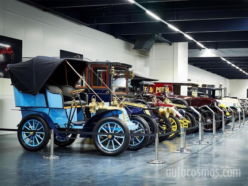 120 años, visita a Renault Classic