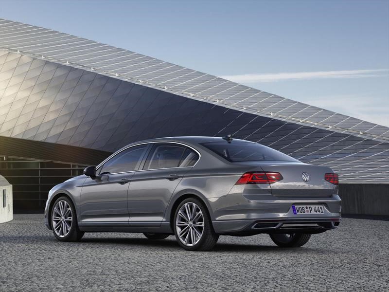 Volkswagen Passat se renueva