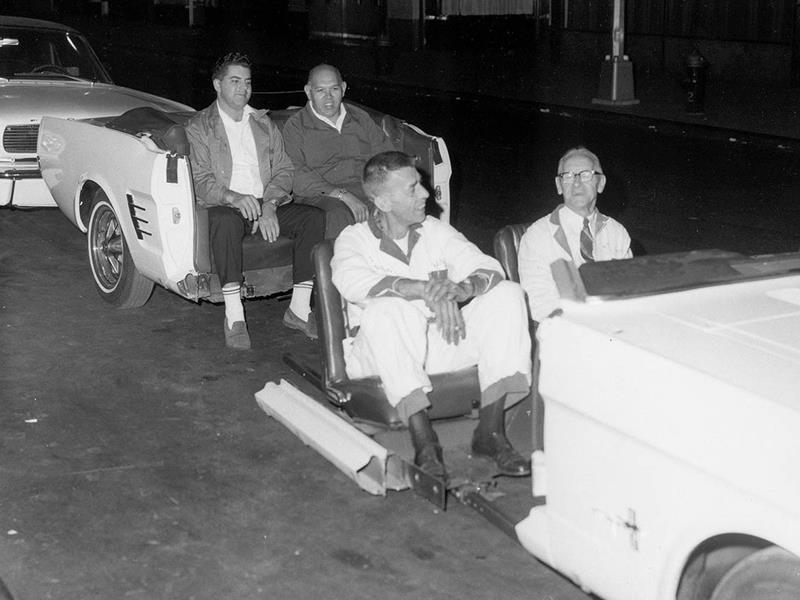 Un Mustang en el Empire State en NY