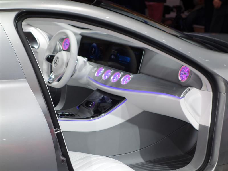 Mercedes-Benz IAA Concept