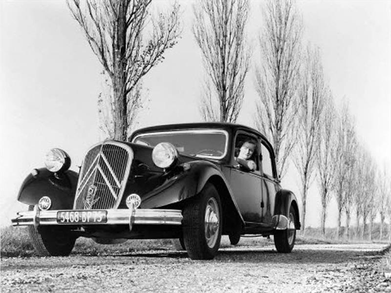 El Citroën Traction Avant cumple 80 años