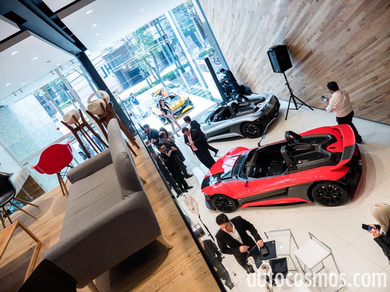 Showroom VUHL Automotive Ciudad de México