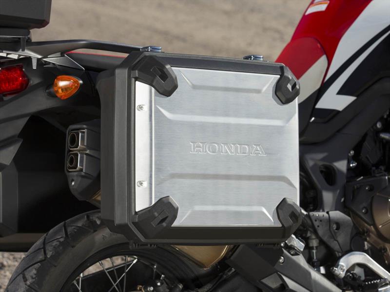 Honda Africa Twin 2016