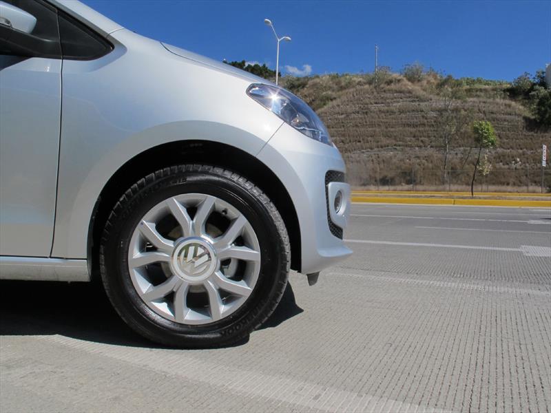 Volkswagen up! 2016