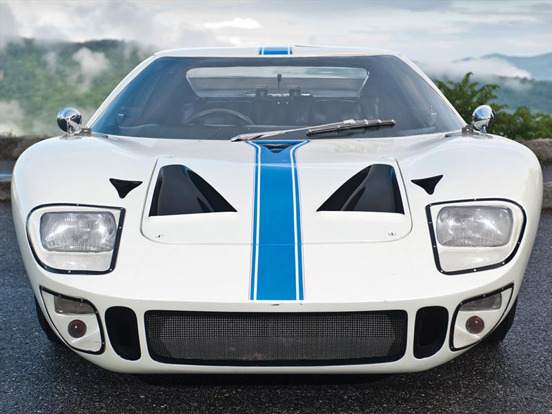 Foprd GT40 en Monterey