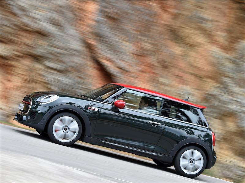 MINI John Cooper Works 2016