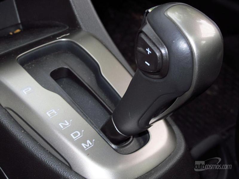 Chevrolet Sonic sedán LTZ Automático a prueba