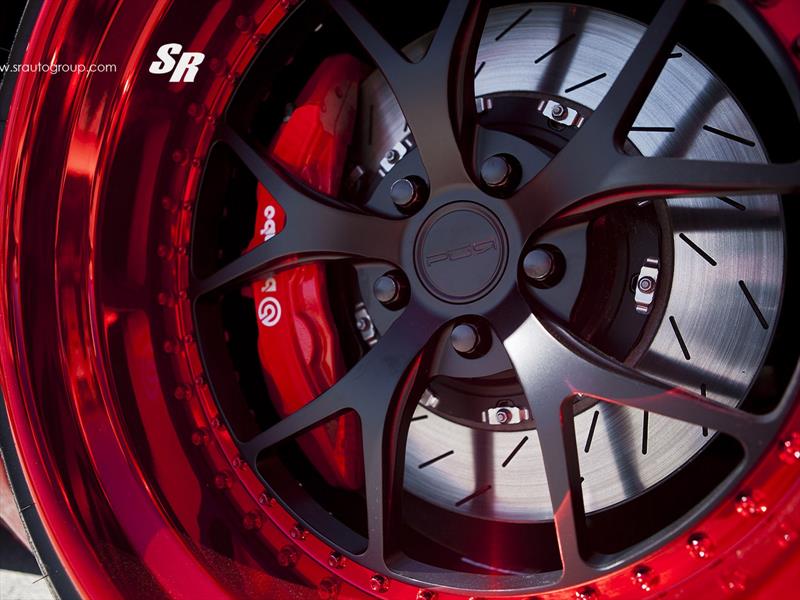 Dodge Challenger SRT Hellcat por SR Auto Group