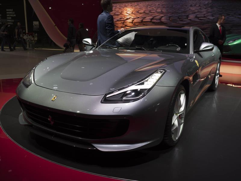 Ferrari GTC4Lusso T