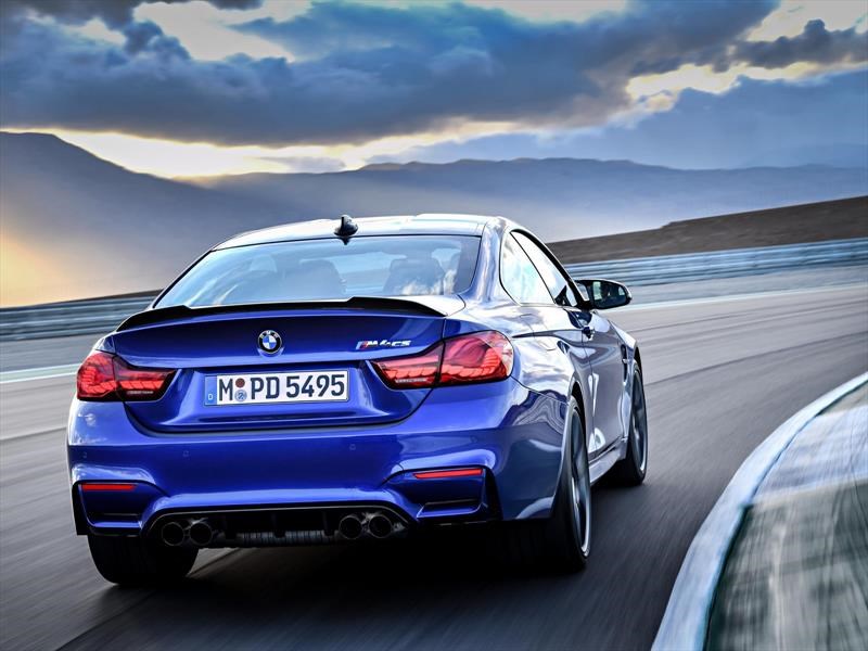 BMW M4 CS