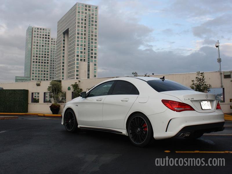Mercedes-Benz CLA 45 AMG
