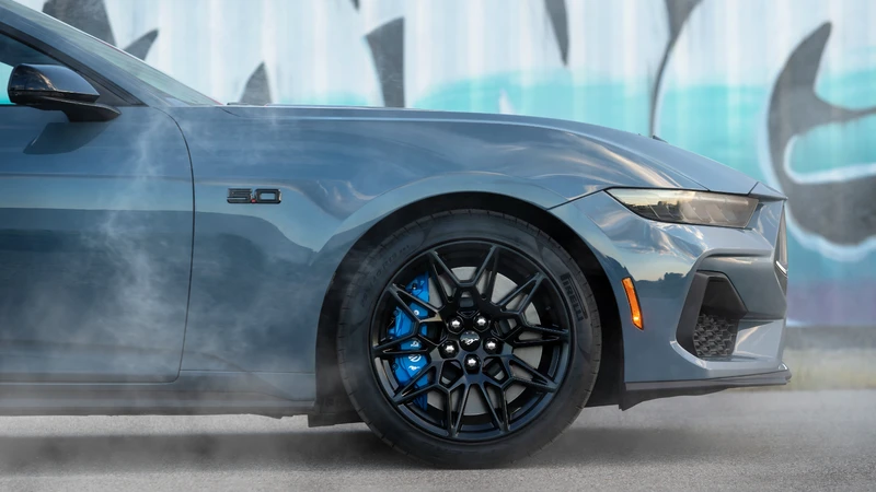 Ford Mustang 2024