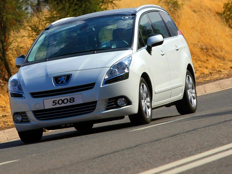 Peugeot Chile Lanzamiento gama GPS 2013