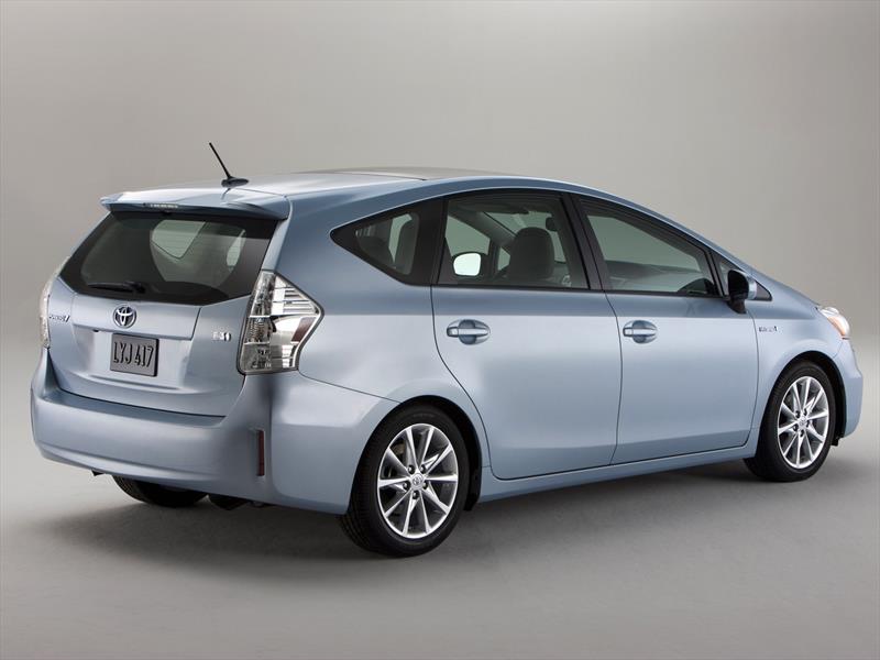 Historia: Toyota Prius