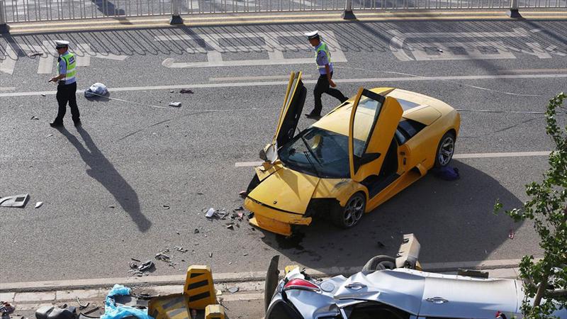 Lamborghini Murciélago chocado en China