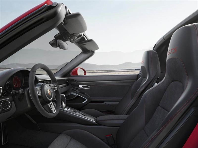 Porsche 911 GTS 2017