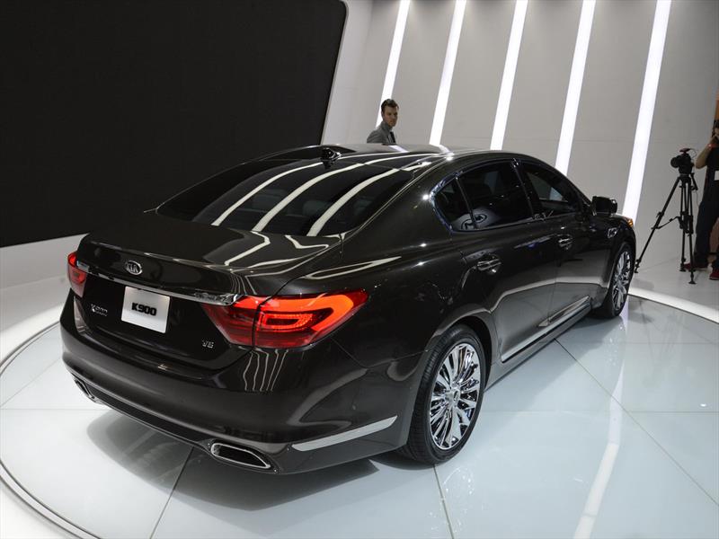 Kia K900, ingresando a la alta gama