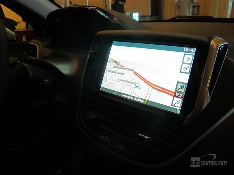 Manejamos el nuevo Peugeot 208