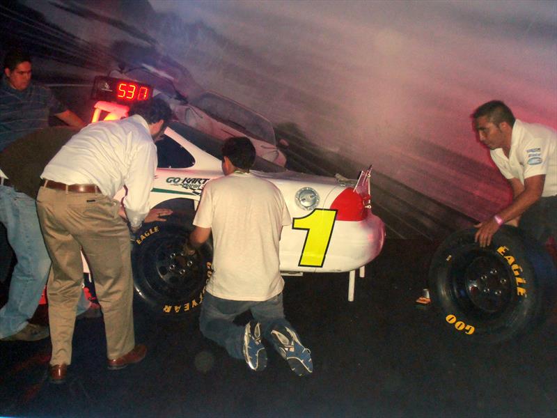Need for speed: Rivals se presenta en México