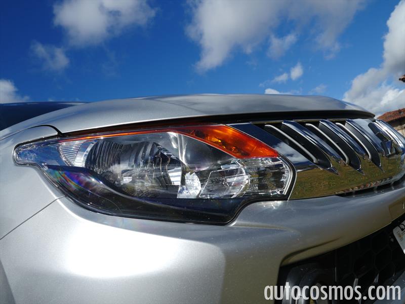 Nissan NP300 vs Toyota Hilux vs Mitsubishi L200