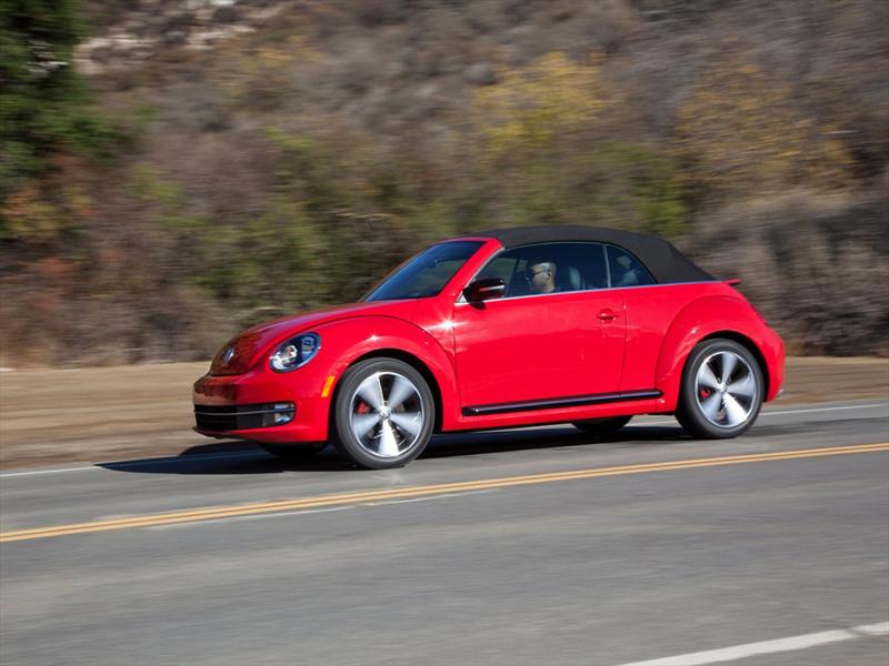 Top 10: Volkswagen Beetle Cabrio 2013