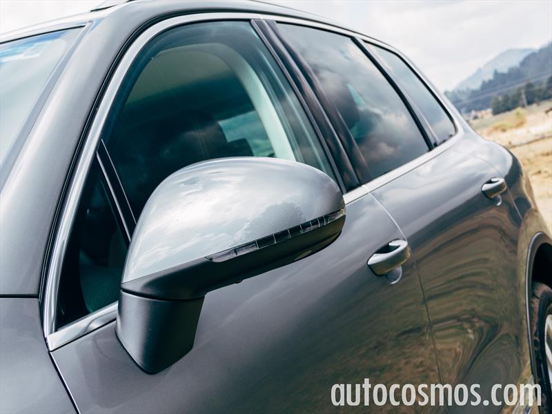 Volkswagen Touareg 2015