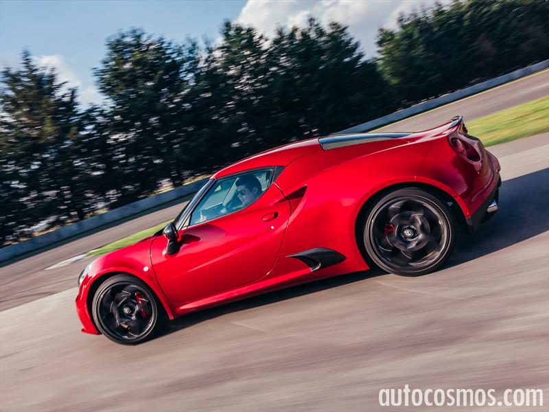 Alfa Romeo 4C 2015