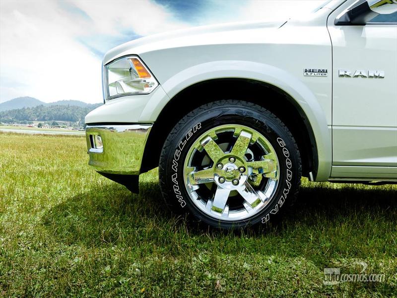 Ram 2500 Crew Cab Laramie 4x4 2012