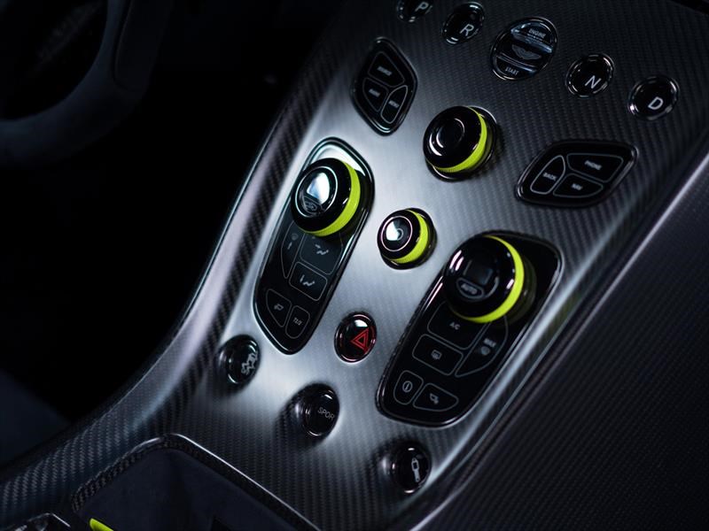 Aston Martin AMR