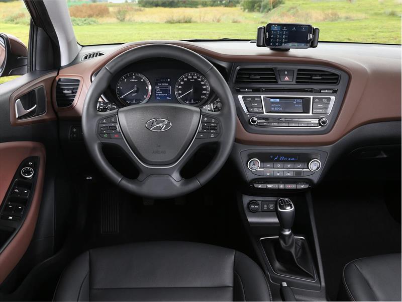 El nuevo Hyundai i20 se muestra en París