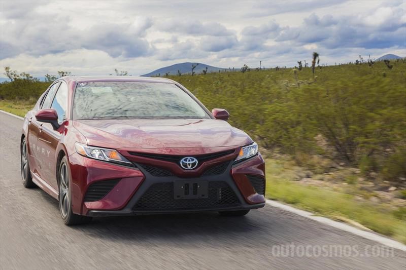 Toyota Camry 2018