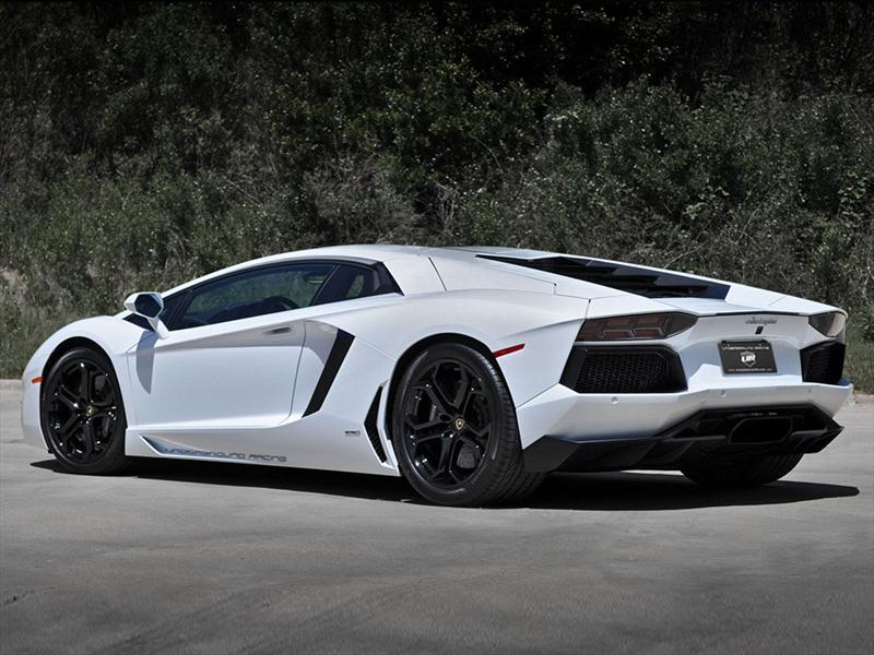 Twin Turbo Lamborghini Aventador LP700-4