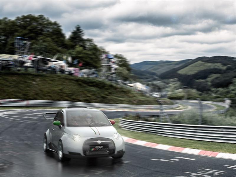 FIAT 550, un Cinquecento con motor de Ferrari