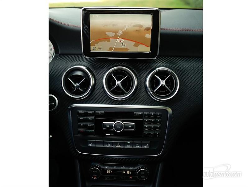 Super Prueba Mercedes-Benz A250 CGI Sport 2013
