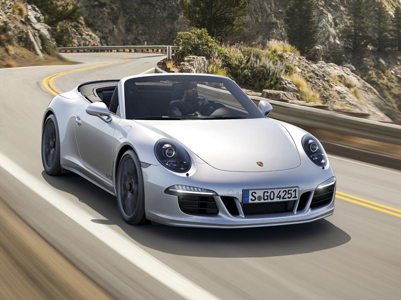 911 Carrera 4 GTS Cabriolet