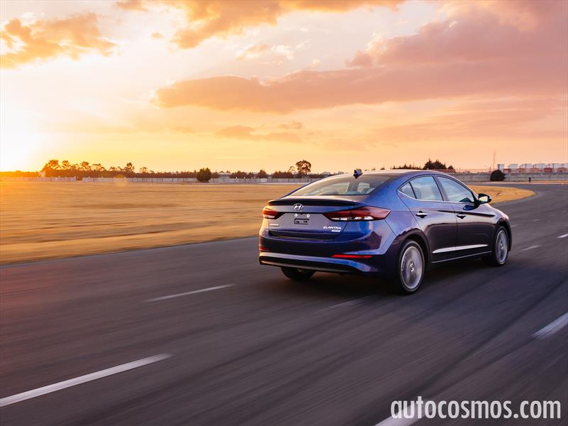 Hyundai Elantra 2017